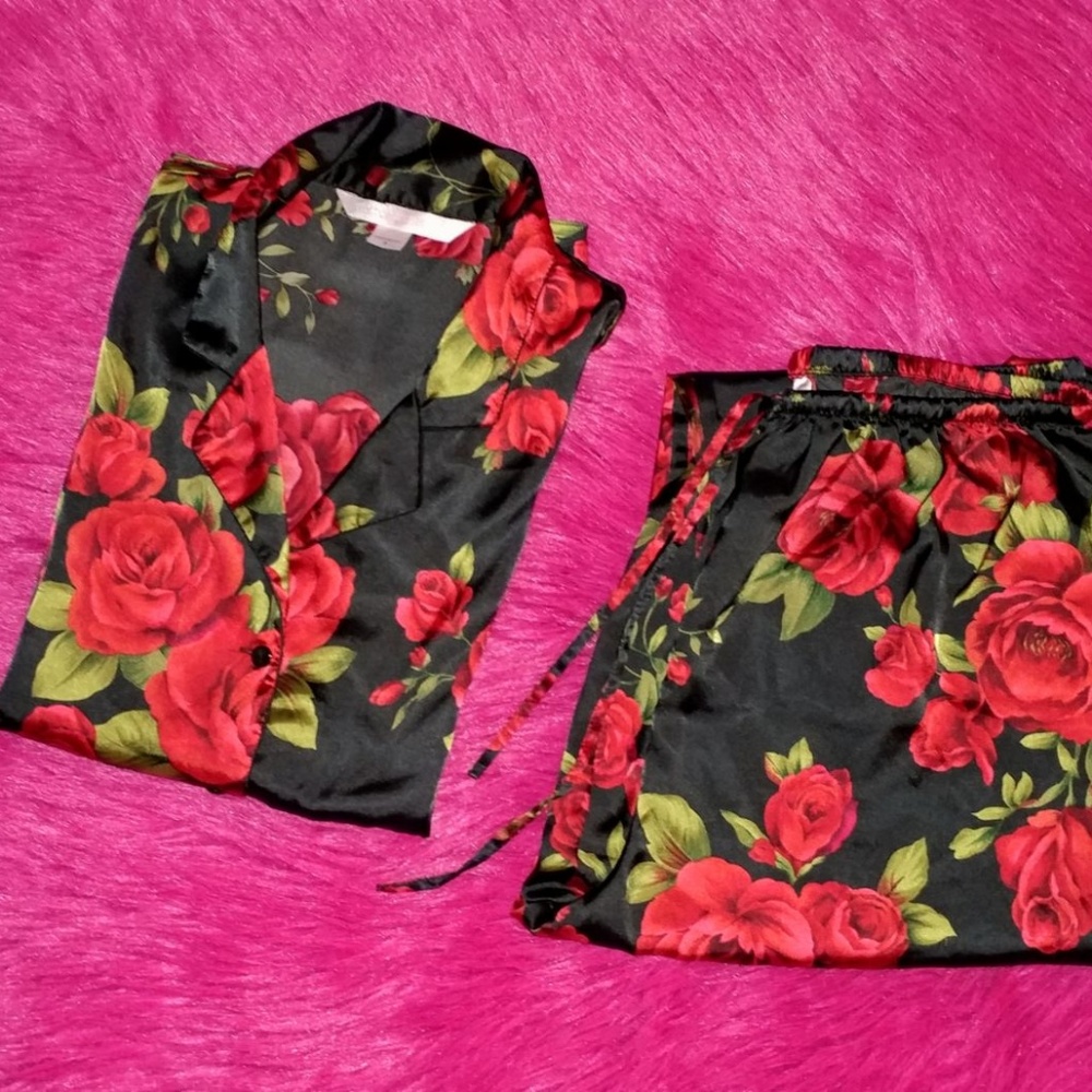 Victoria's Secret Pajama Set